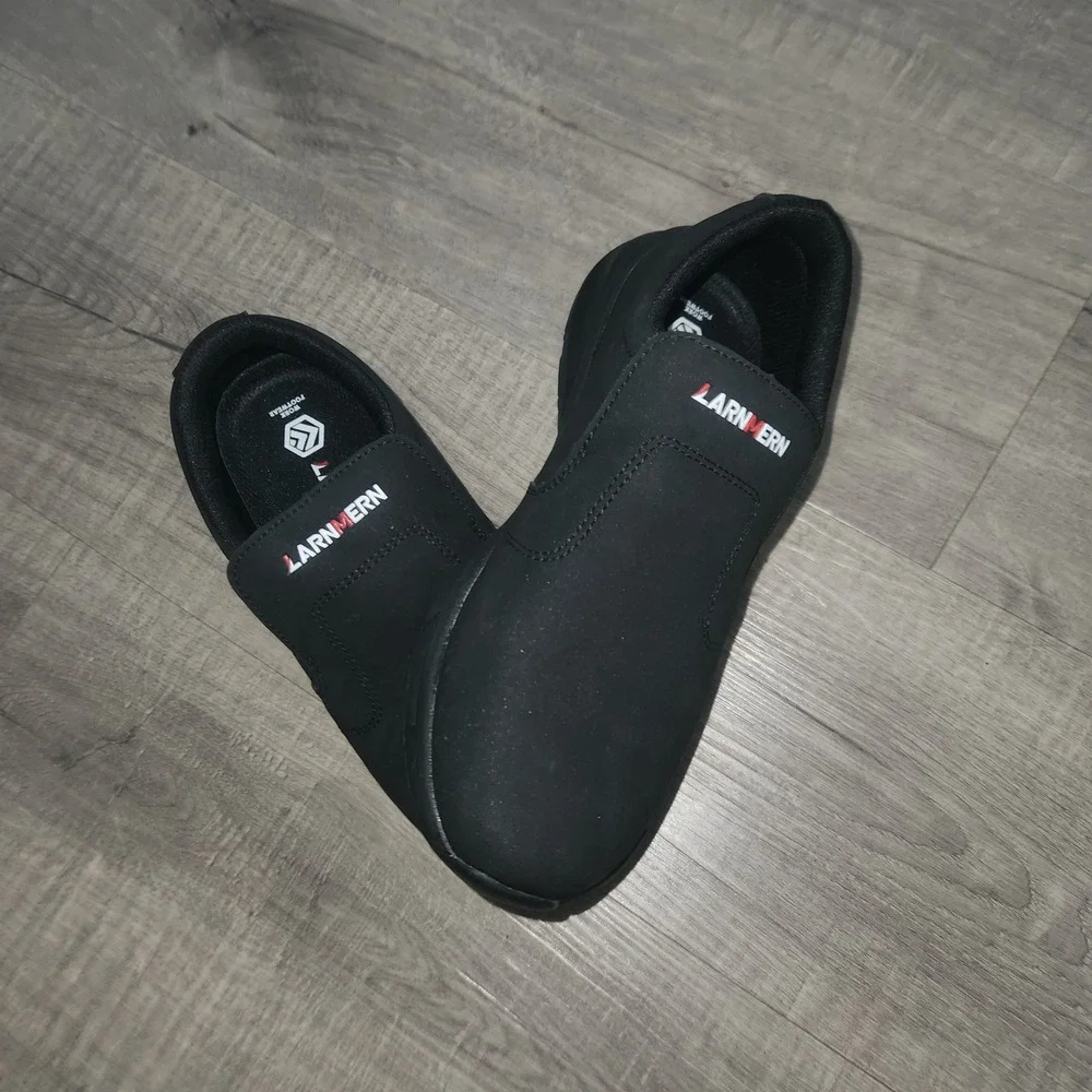 Larnmern Mens Slip On Work Shoes Black L03301-8 Sz. 6.5 Casual Non-Slip Sneakers